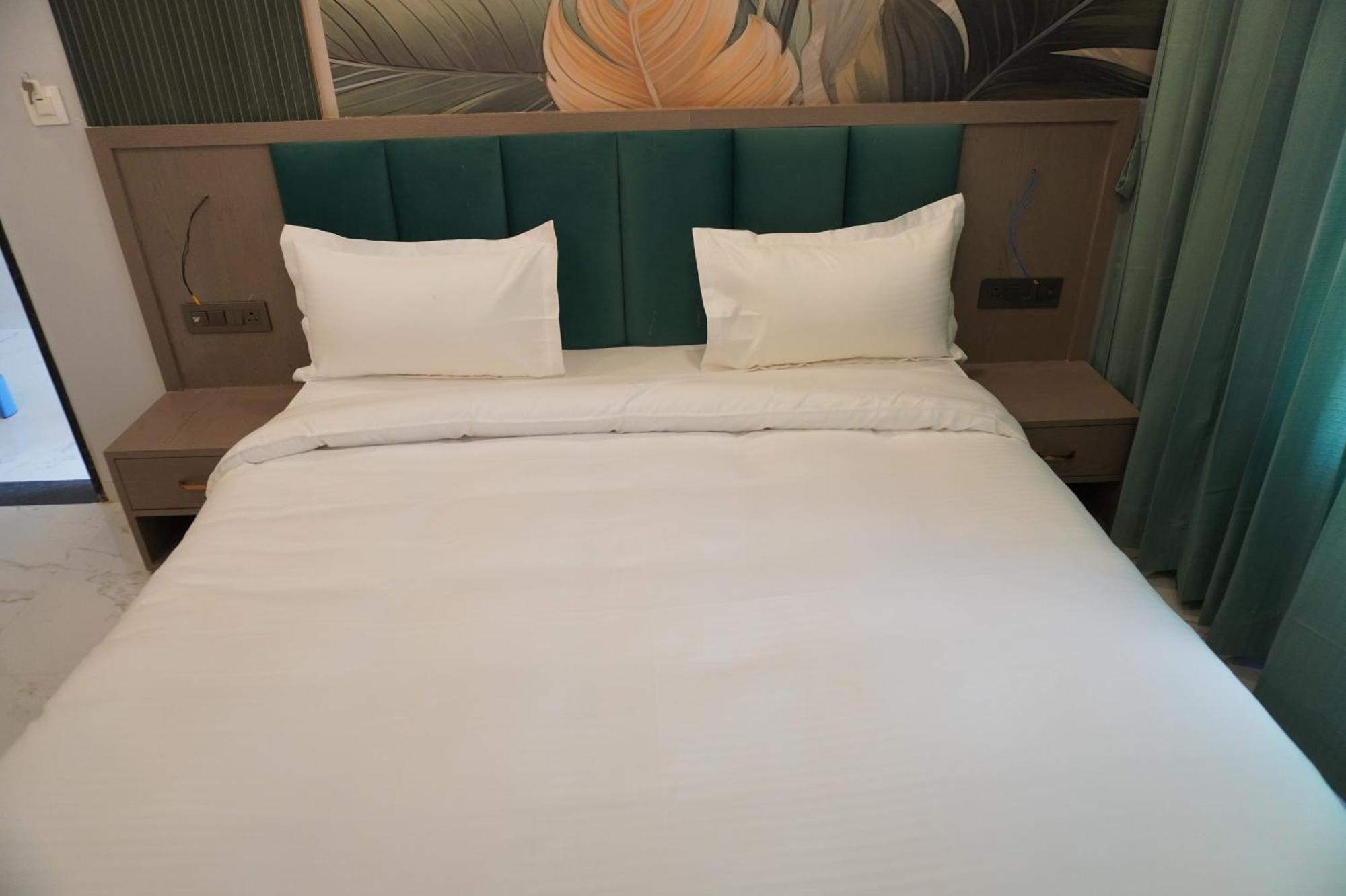 Hotel Heera Palace Khātu Zewnętrze zdjęcie